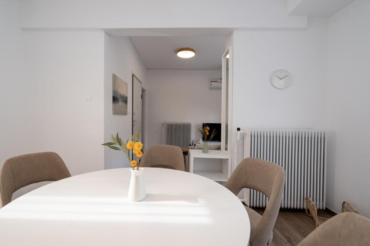 Athens Hideout Apt, Big Rooftop With City View 아파트 외부 사진