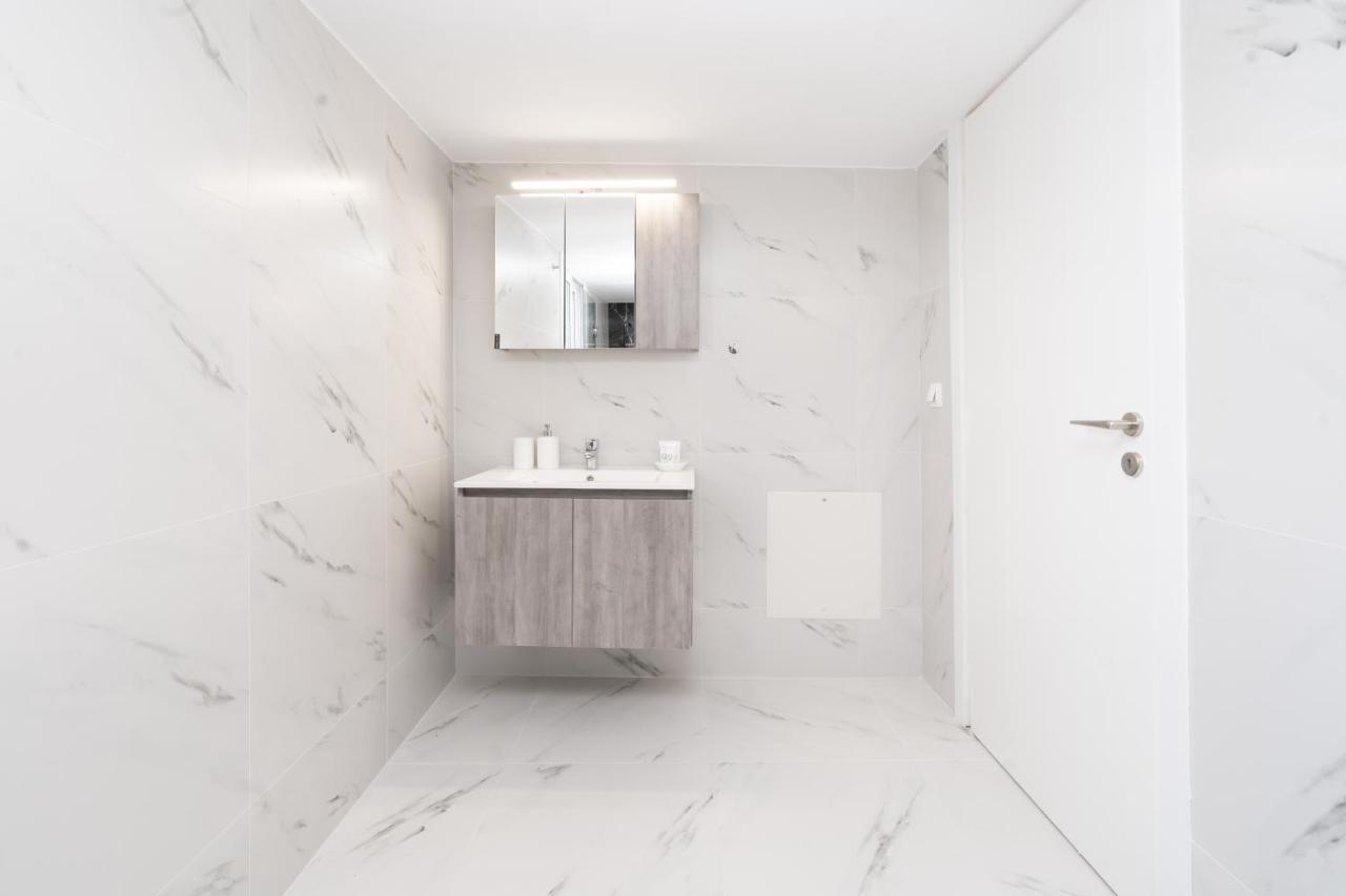 Athens Hideout Apt, Big Rooftop With City View 아파트 외부 사진