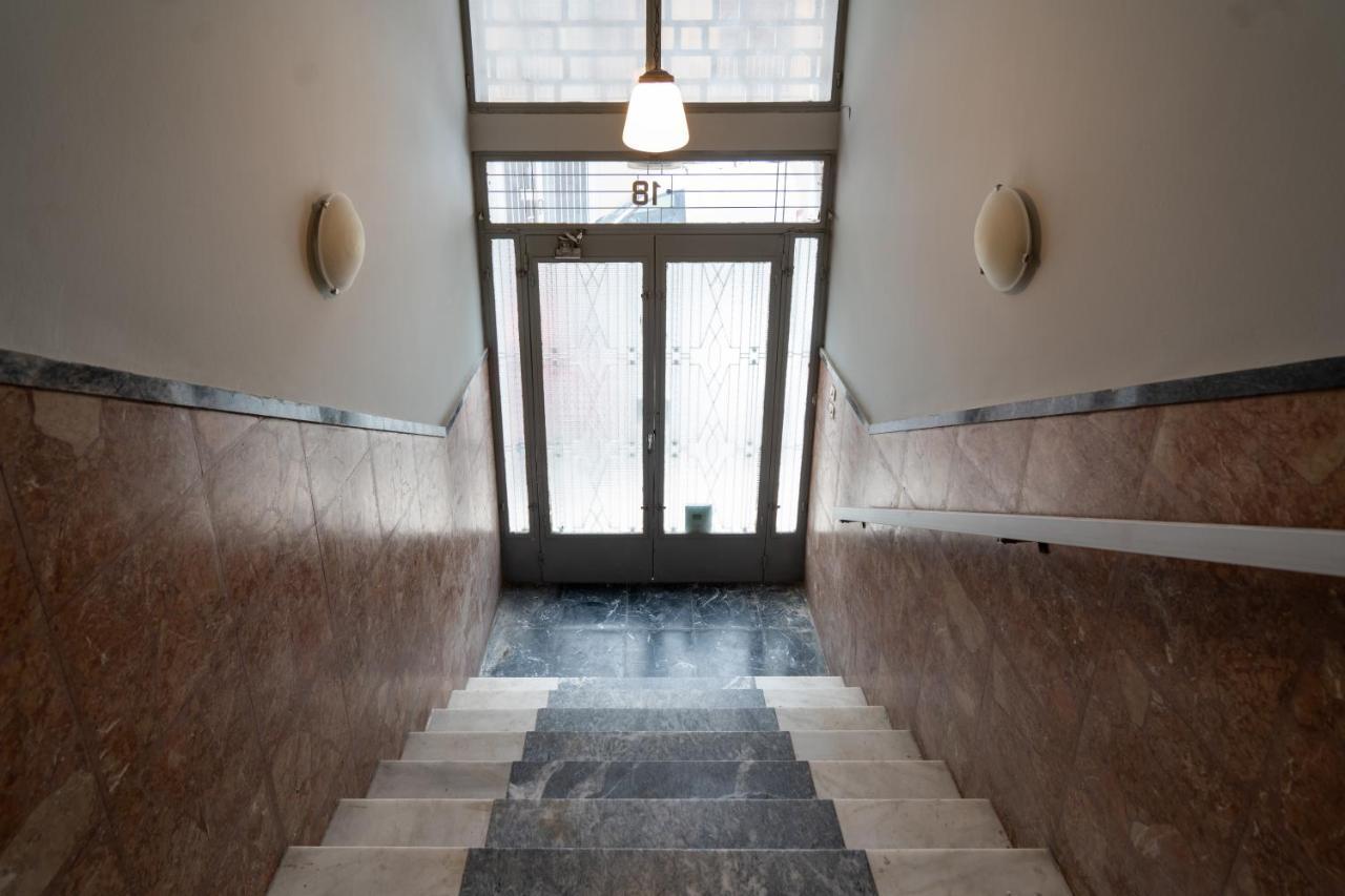 Athens Hideout Apt, Big Rooftop With City View 아파트 외부 사진