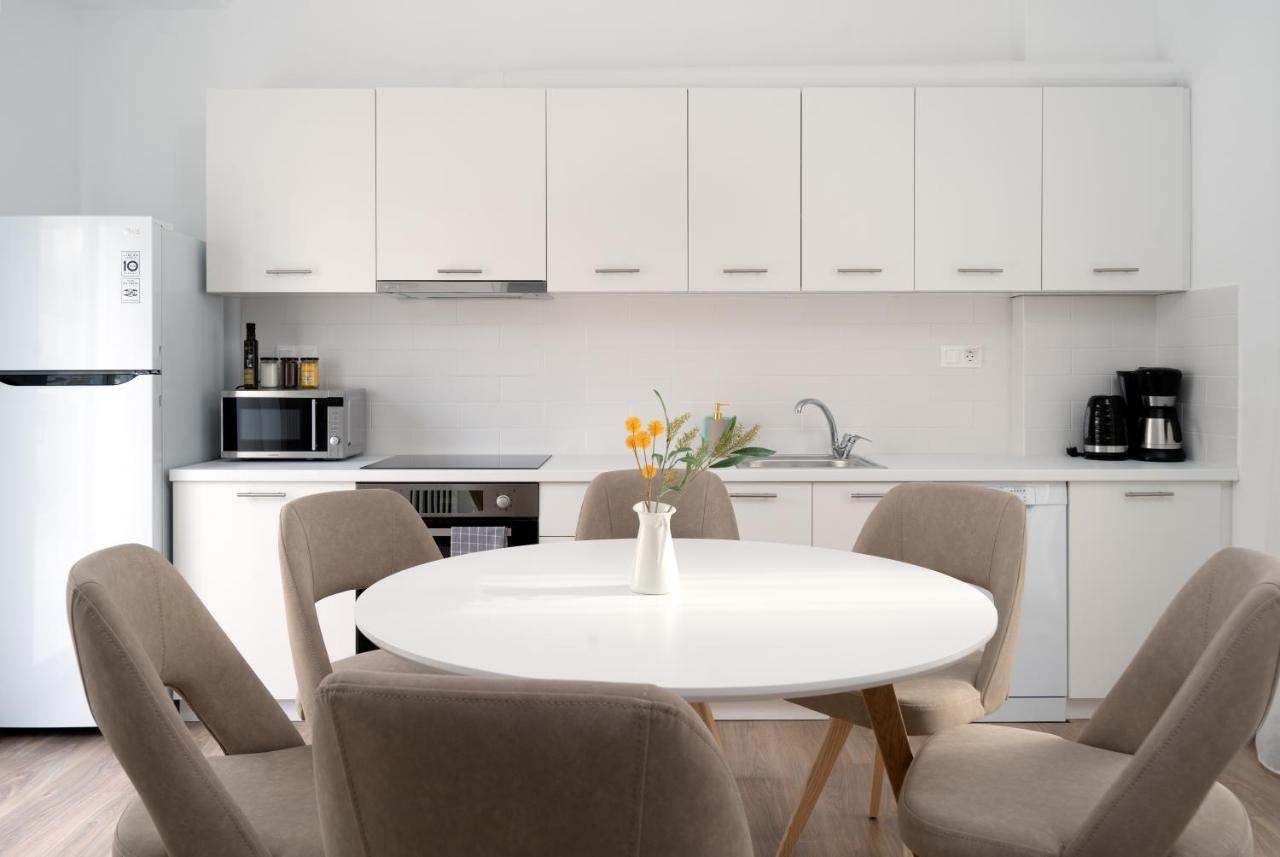 Athens Hideout Apt, Big Rooftop With City View 아파트 외부 사진